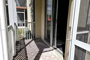 1700 NE 191st St, Miami, FL 33179 - Photo 22