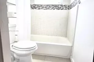 1700 NE 191st St, Miami, FL 33179 - Photo 14