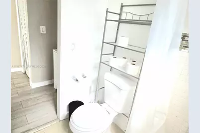 1700 NE 191st St #100, Miami, FL 33179 - Photo 14
