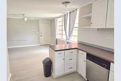 1700 NE 191st St #100, Miami, FL 33179 - Photo 2
