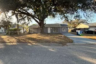 4030 School Cir, Labelle, FL 33935 - Photo 1