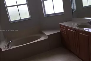 14512 SW 10th St, Miami, FL 33184 - Photo 12