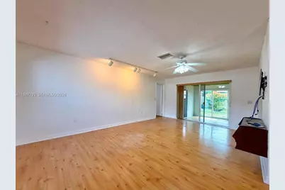11730 NW 33rd St, Sunrise, FL 33323 - Photo 2
