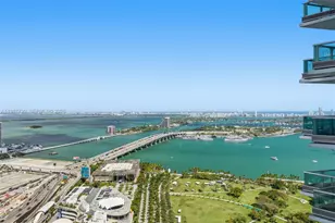 900 Biscayne Blvd, Miami, FL 33132 - Photo 1