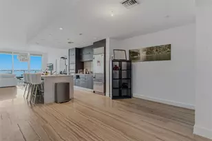 900 Biscayne Blvd, Miami, FL 33132 - Photo 4