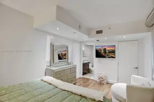 3370 Hidden Bay Dr, Aventura, FL 33180 - Photo 58