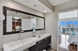 3370 Hidden Bay Dr, Aventura, FL 33180 - Photo 48