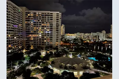 600 Three Islands Blvd #1113, Hallandale Beach, FL 33009 - Photo 2