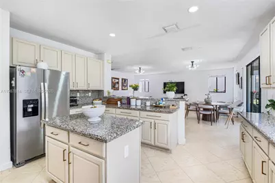 7726 SW 193rd Ln #7726, Cutler Bay, FL 33157 - Photo 14