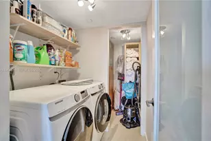 1000 Quayside Terrace, Miami, FL 33138 - Photo 22