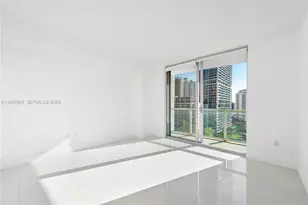 500 Brickell Ave, Miami, FL 33131 - Photo 18