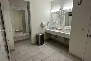 2100 N Ocean Blvd, Fort Lauderdale, FL 33305 - Photo 88