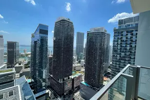 88 SW 7th St, Miami, FL 33130 - Photo 12