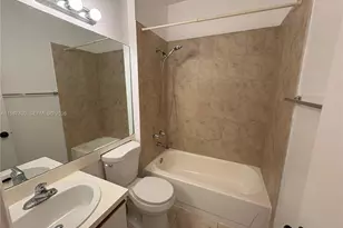 601 Cypress Lake Blvd, Deerfield Beach, FL 33064 - Photo 16