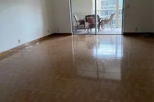 620 NE 12th Ave, Hallandale Beach, FL 33009 - Photo 20