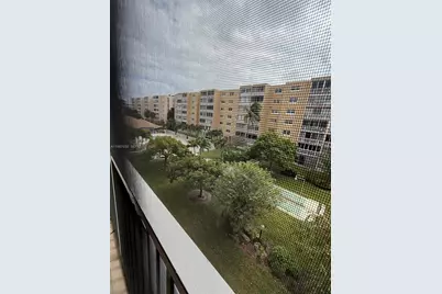 620 NE 12th Ave #408, Hallandale Beach, FL 33009 - Photo 30