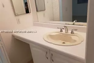 620 NE 12th Ave, Hallandale Beach, FL 33009 - Photo 4