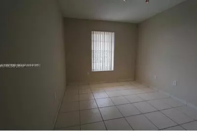 5775 W 20th Ave #406, Hialeah, FL 33012 - Photo 2
