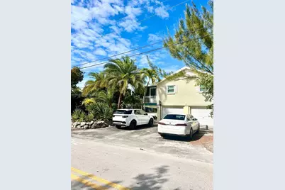 31107 Avenue I #31107, Big Pine, FL 33043 - Photo 1