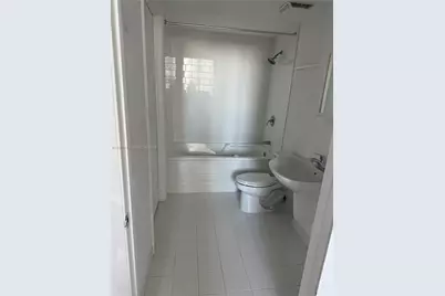 690 SW 1st Ct #2330, Miami, FL 33130 - Photo 6