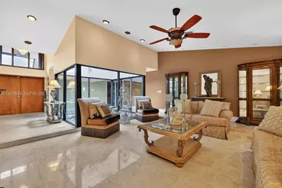9420 Sea Turtle Ln, Plantation, FL 33324 - Photo 10
