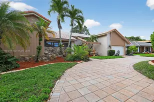 9420 Sea Turtle Ln, Plantation, FL 33324 - Photo 1