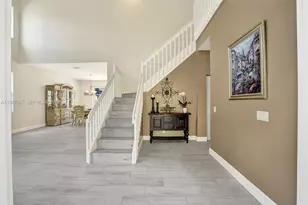 484 Cambridge Dr, Weston, FL 33326 - Photo 10