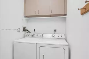 484 Cambridge Dr, Weston, FL 33326 - Photo 66