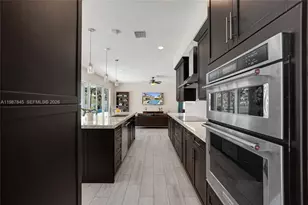 484 Cambridge Dr, Weston, FL 33326 - Photo 18