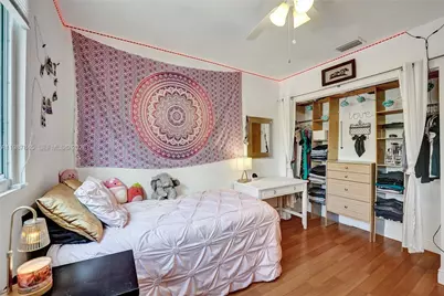 484 Cambridge Dr, Weston, FL 33326 - Photo 68