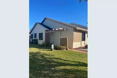 1419 Yellowthroat St, Homestead, FL 33035 - Photo 16