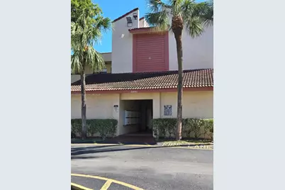 3400 Foxcroft Rd #209, Miramar, FL 33025 - Photo 2