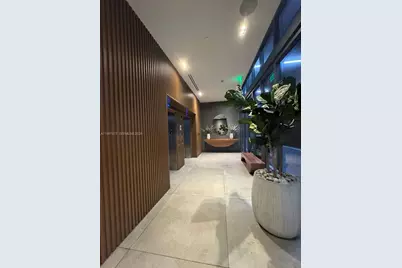 239 SW 9th St #1704, Miami, FL 33130 - Photo 16
