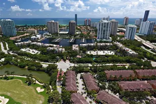 19901 E Country Club Dr, Aventura, FL 33180 - Photo 18
