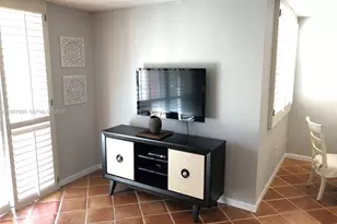 19901 E Country Club Dr, Aventura, FL 33180 - Photo 12