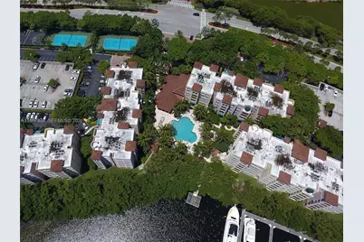 19901 E Country Club Dr #2206, Aventura, FL 33180 - Photo 24