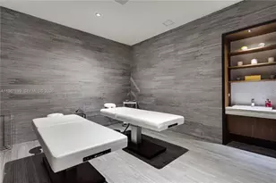 45 SW 9th St, Miami, FL 33130 - Photo 22