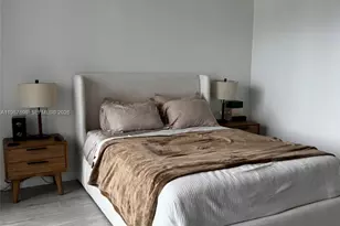 45 SW 9th St, Miami, FL 33130 - Photo 10