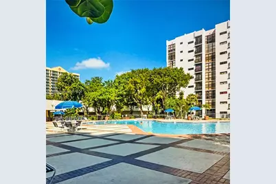 17021 N Bay Rd #1015, Sunny Isles Beach, FL 33160 - Photo 42