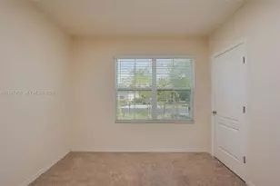 660 Cotulla Dr, Kissimmee, FL 34758 - Photo 8