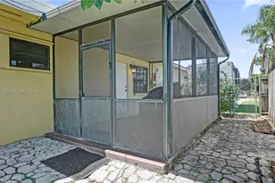 1007 N 31st Rd, Hollywood, FL 33021 - Photo 54