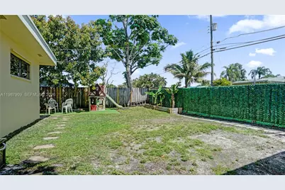 1007 N 31st Rd, Hollywood, FL 33021 - Photo 46