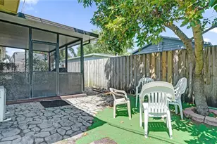 1007 N 31st Rd, Hollywood, FL 33021 - Photo 42