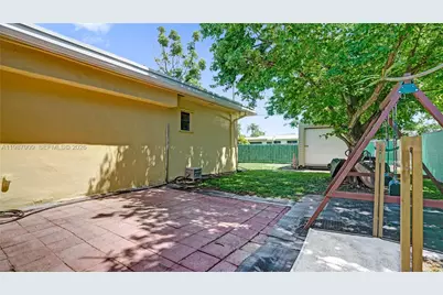 1007 N 31st Rd, Hollywood, FL 33021 - Photo 48