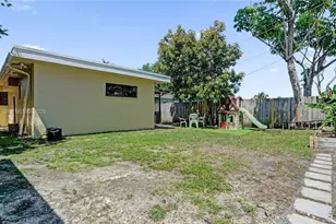 1007 N 31st Rd, Hollywood, FL 33021 - Photo 46