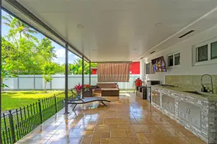 10747 NW 22nd Ct, Miami, FL 33167 - Photo 22