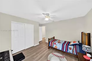 1511 NW 168th Ave, Pembroke Pines, FL 33028 - Photo 44