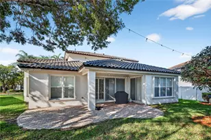 1511 NW 168th Ave, Pembroke Pines, FL 33028 - Photo 52