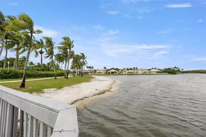 1511 NW 168th Ave, Pembroke Pines, FL 33028 - Photo 88