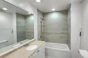 841 NW 81st Ave, Plantation, FL 33324 - Photo 14